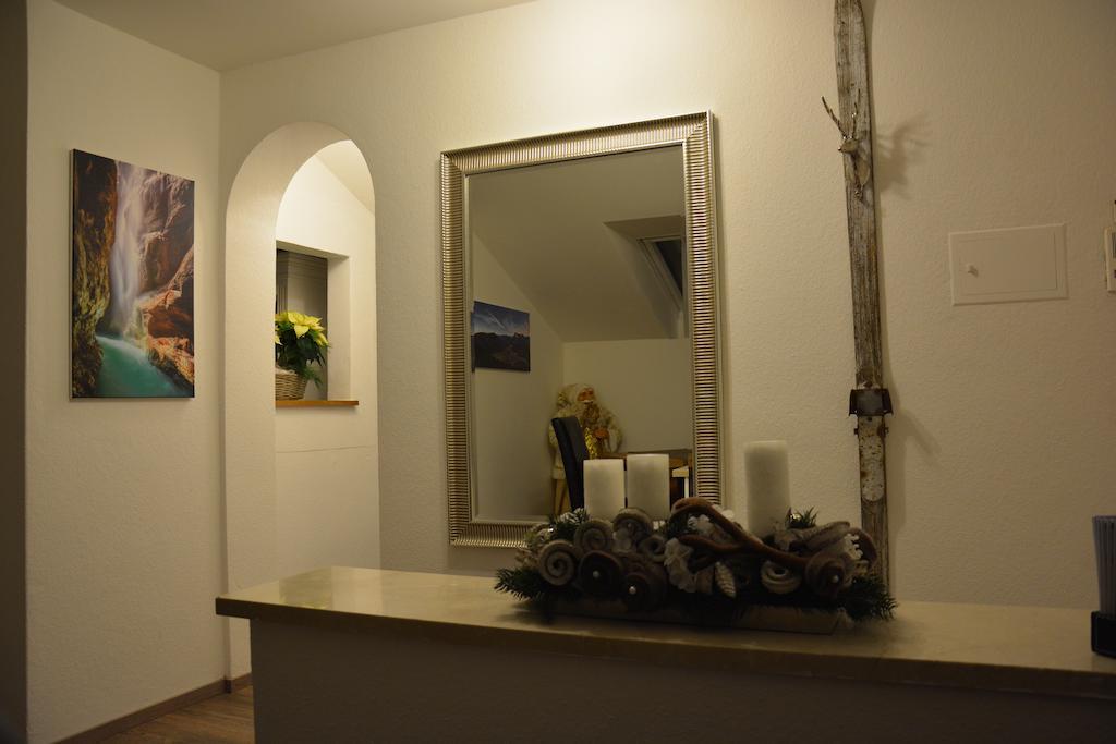 Exklusive Ferienwohnung Alpen Deluxe Garmisch-Partenkirchen Room photo